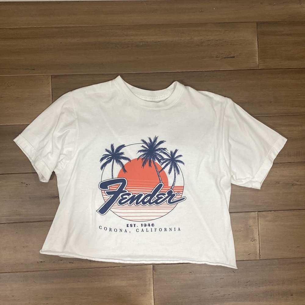 Graphic tee shirt